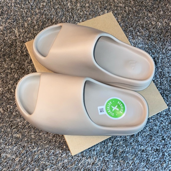 Yeezy | Shoes | Yeezy Slides Pure Colorway Size 7 Men 8 Women Stockx  Verified New In Box | Poshmark